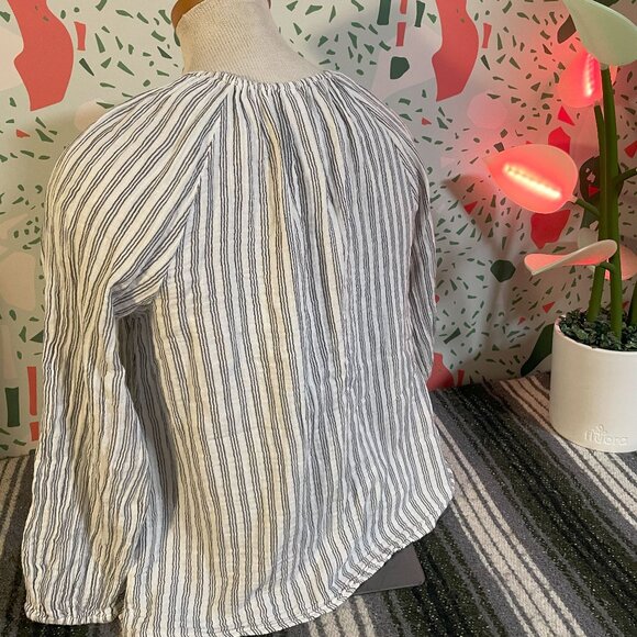 Old Navy Grey and White Striped Long Sleeve Top - M - Picture 3 of 3